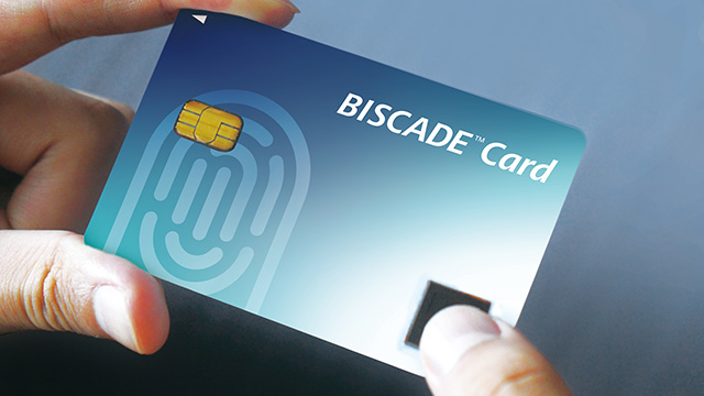 生体認証カード／デバイス　BISCADE™