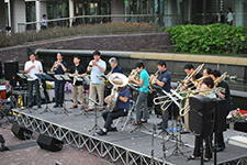 [Image] Orchestral performance by the band consisted of employees