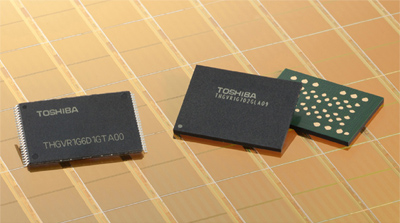 Image of Smart NAND, Toshiba's new embedded-NAND flash memory