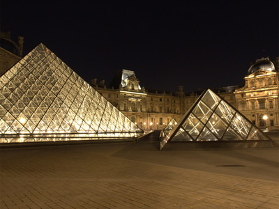The Louvre lit up by LEDs The Louvre lit up by LEDs