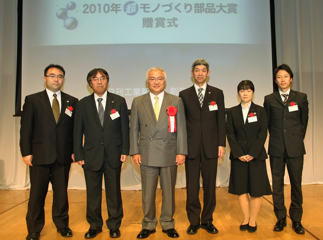 東芝