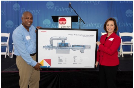 CG Panel of STG to be delivered for the Project （Ms. Sallie T. Rainer, President & CEO, Entergy Texas, Inc.(Right), Mr. Denver Biddle, Project Manager, Toshiba America Energy Systems Corporation (Left)）