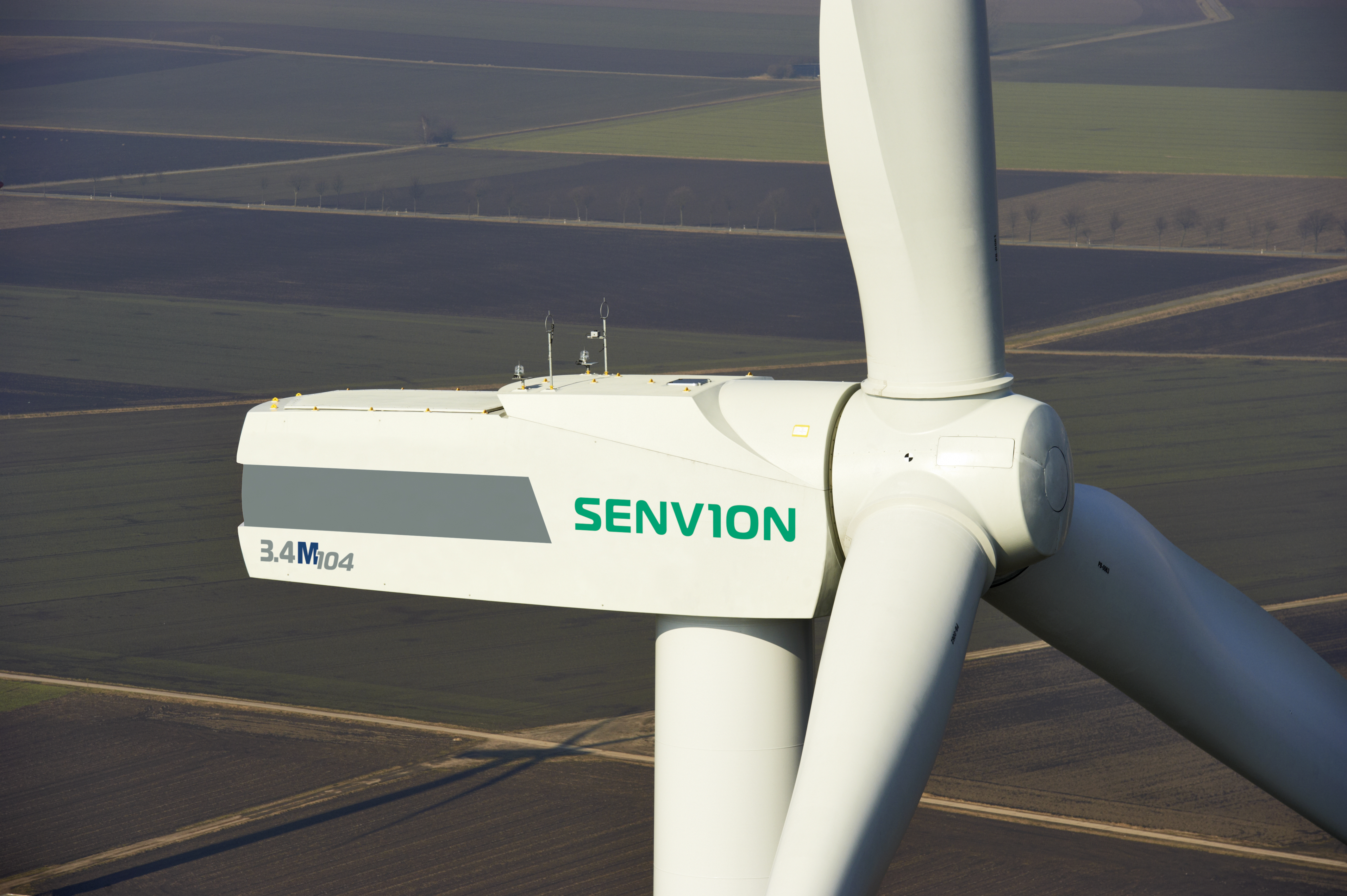 センビオン社の風車発電機写真