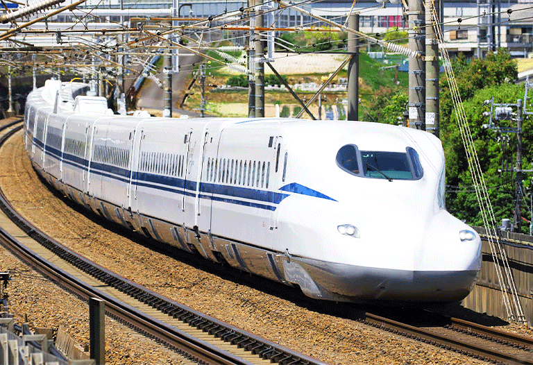 Contributing to the safety improvement of Shinkansen with battery self-traction system