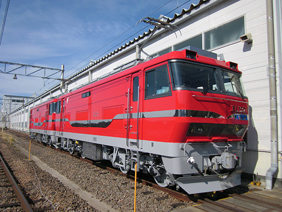 今回納入された新型電気機関車EL120形