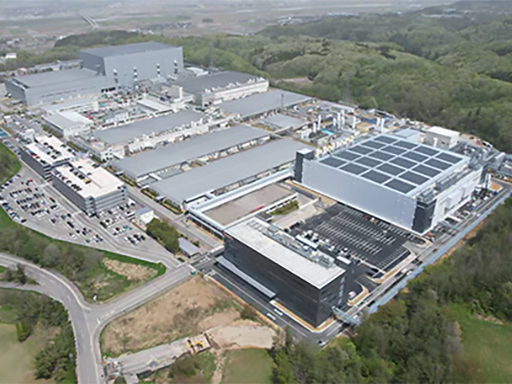 Toshiba Completes New 300-Millimeter Wafer Fabrication Facility for Power Semiconductors