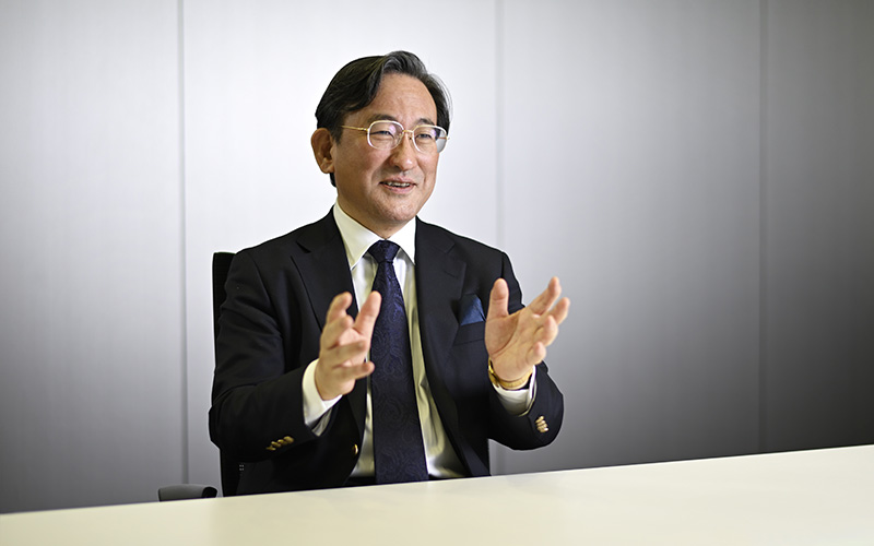 株式会社野村総合研究所 シニアチーフストラテジスト 未来創発センター 兼 産業ナレッジマネジメント室 藤野 直明 氏