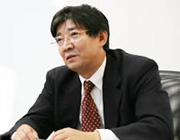 情報企画部課長 川中 哲哉 氏