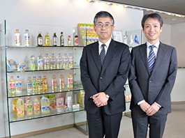 日清オイリオグループ株式会社 様 団野 氏（左）岡地 氏（右）