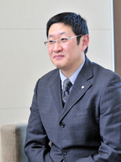 ネットワーク推進部 ネットワーク推進グループ リーダー 参事 浜野 彰英 氏
