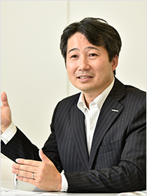 旭化成ホームズ株式会社 オーナーサービス推進本部 アフターサービス推進部  AS推進グループ長・ 夜間ヘーベリアンセンター長  大野 賢志 氏