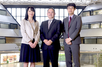 （左から）上埜 かおり氏、松田 正人氏、杉浦 久則氏