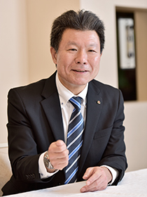 執行役員 ベンディング事業本部長 V-factory推進PJリーダー 横山 匡 氏