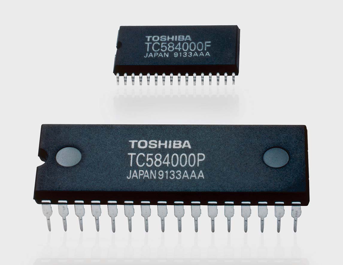 世界初の4メガビットNAND型EEPROM