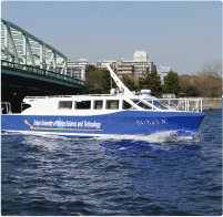 ハイブリッド型電池推進船