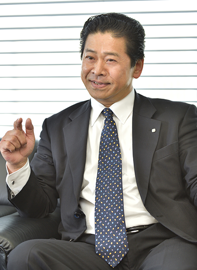鈴木重夫氏