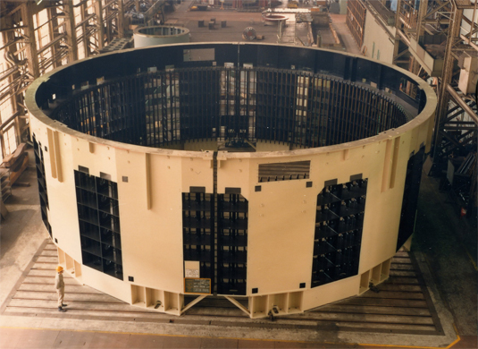 ベネズエラ　Guri-Ⅱ発電所 水車発電機　固定子
