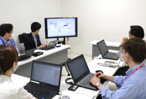 CSIRT(Computer Security Incident Response Team)メンバーと共に考え、取り組むセキュリティ体制の構築を目指して。