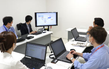 CSIRT(Computer Security Incident Response Team)メンバーと共に考え、取り組むセキュリティ体制の構築を目指して。