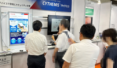 分析装置や実験機器を取り扱う多くのお客様から、普段聞くことのできない貴重な生の声を聞くことができました。