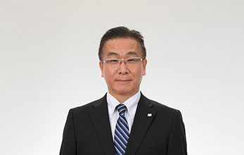 上席常務執行役員　春山　正樹