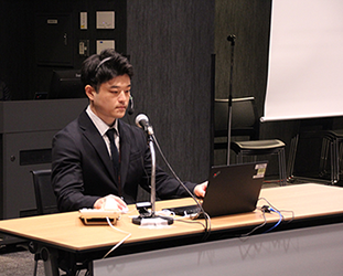「電話応対」競技の様子