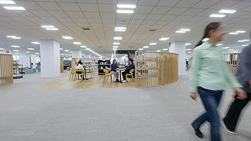 オフィスエントランス