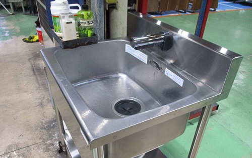 Overall view of the automatic faucets (2)